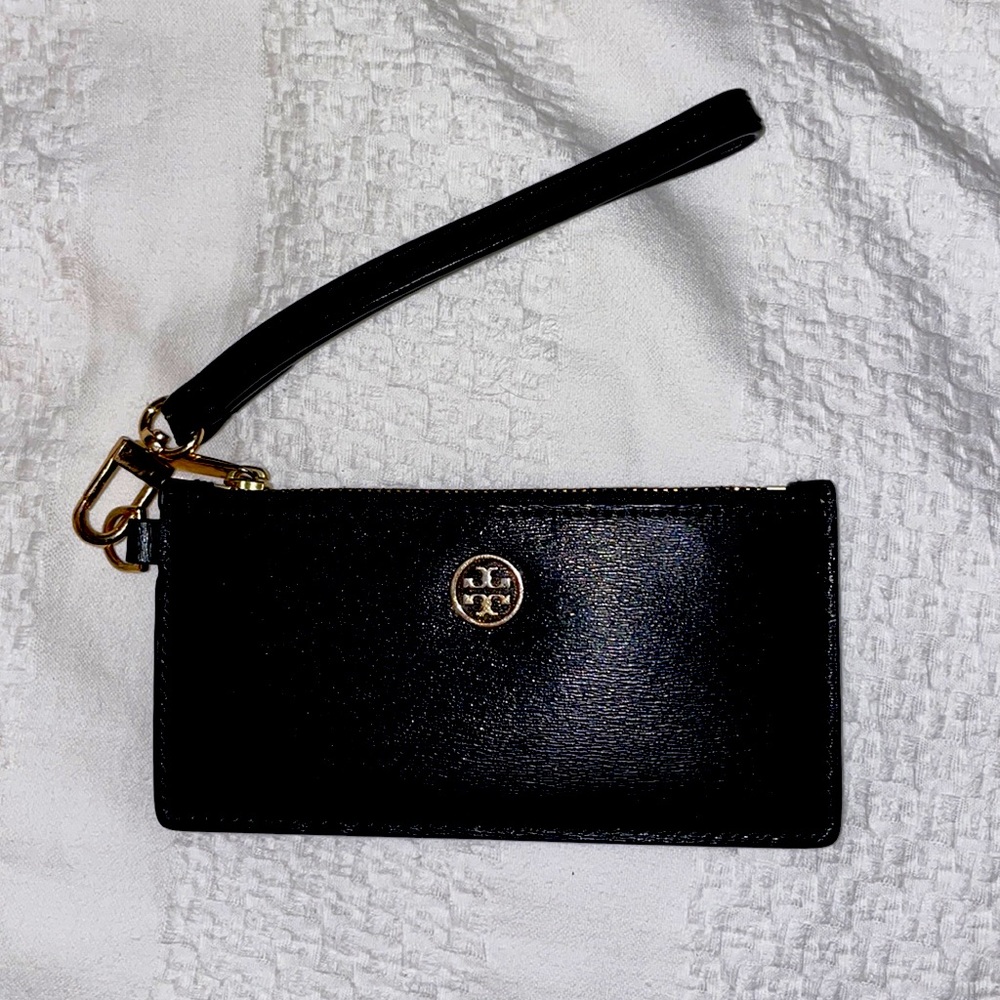 Tory Burch 6 card holder with 1 zipper pocket